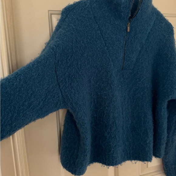 Zara Blue Sweater - Picture 3 of 9